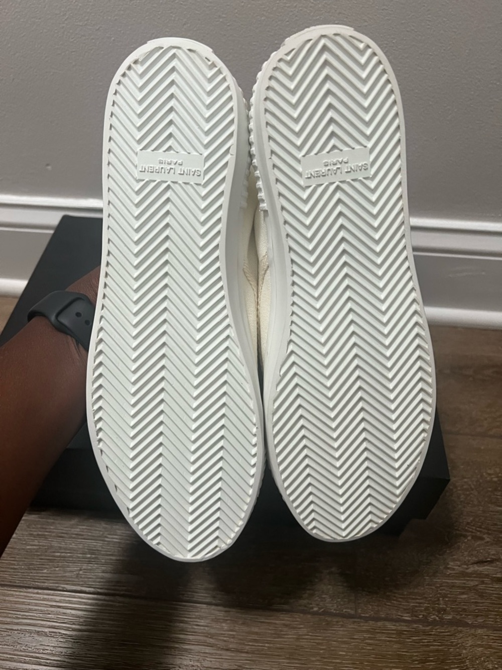 Saint Laurent Wes Canvas Sneakers - Picture 4 of 9